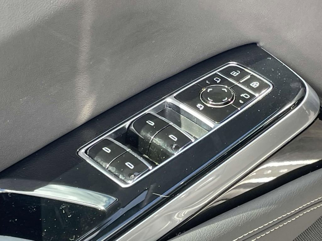 New 2025 Cadillac Escalade ESV Premium Luxury image 18