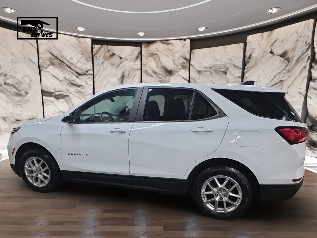 Used 2022 Chevrolet Equinox LT AWD/4WD image 8
