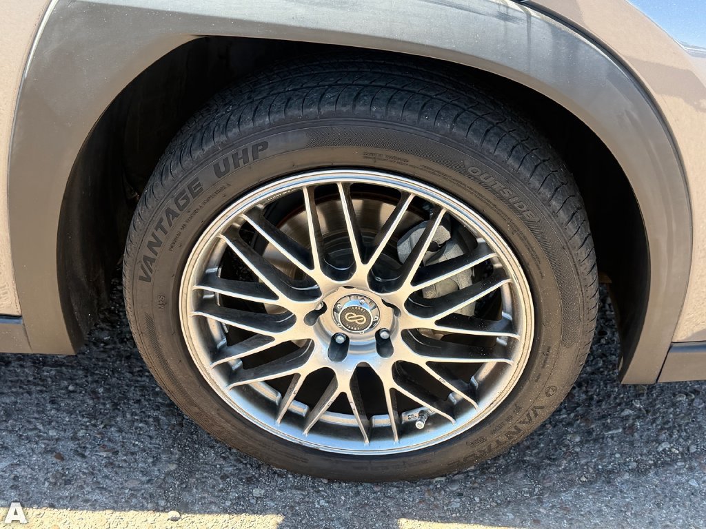 Used 2020 Lexus UX 200 w/ Premium Package FWD image 10