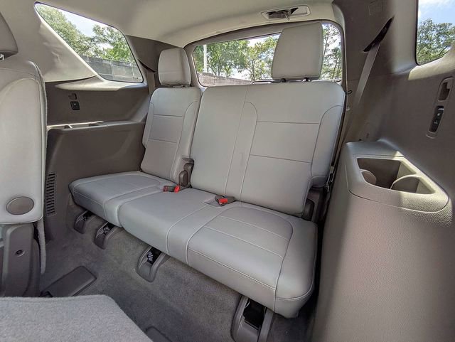 Used 2019 Chevrolet Traverse Premier w/ Driver Confidence II Package FWD image 15