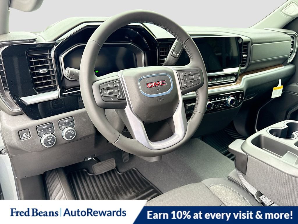 New 2026 GMC Sierra 1500 SLE image 10