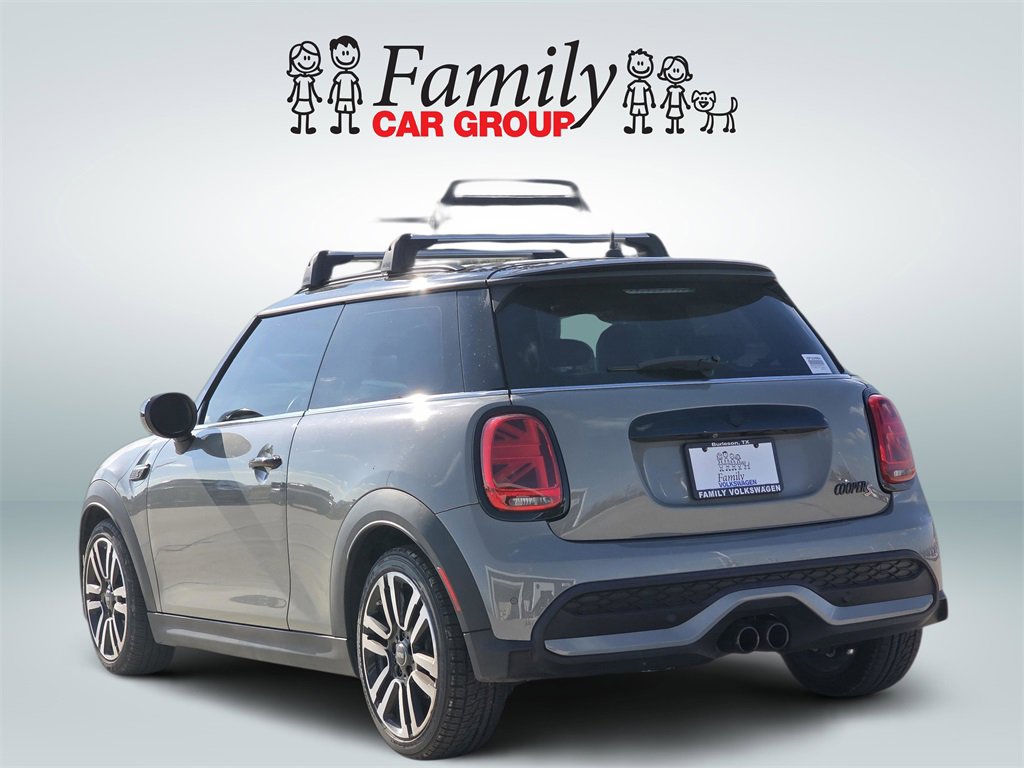 Used 2022 MINI Cooper S w/ Premium Package image 3