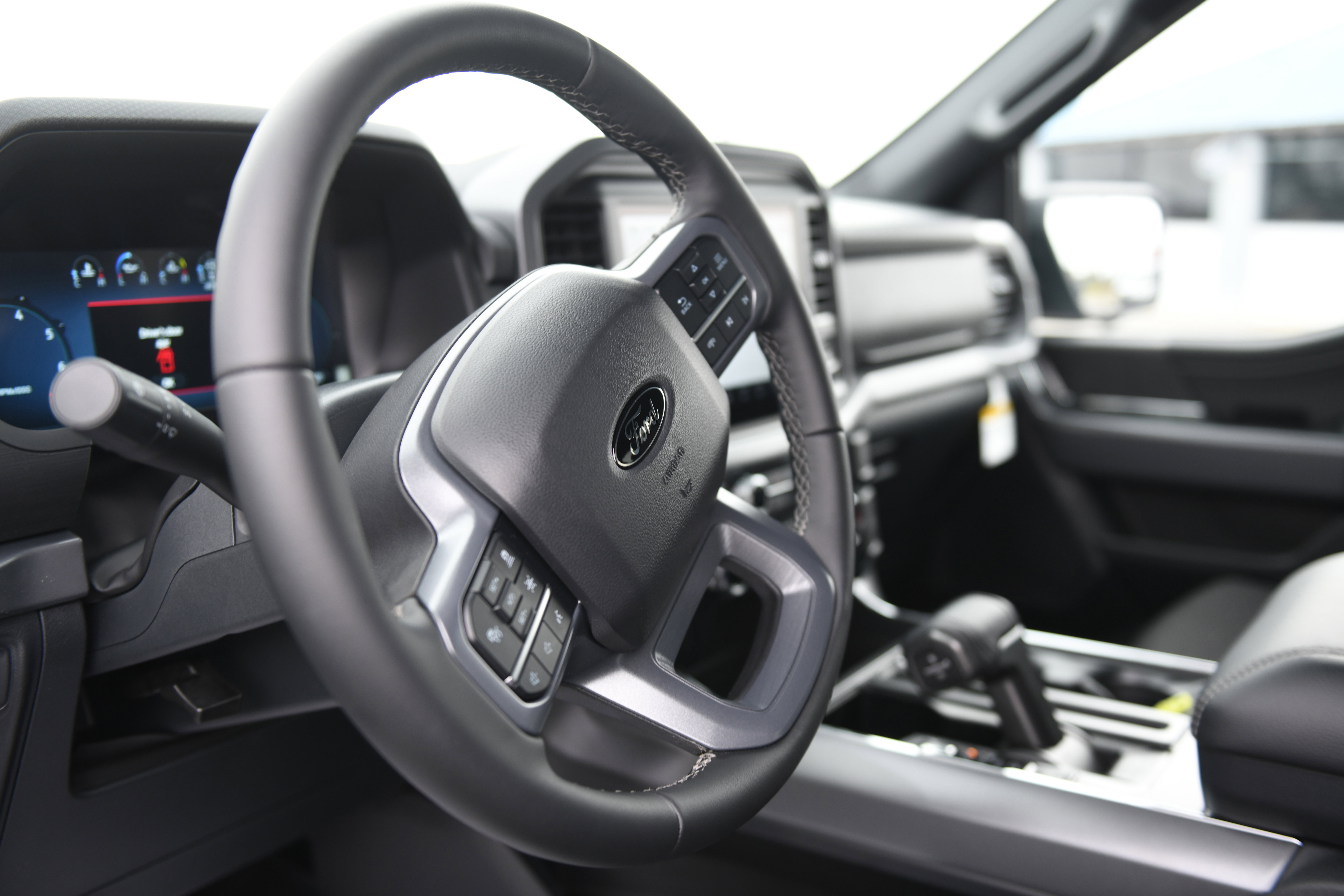 New 2026 Ford F150 XLT w/ Equipment Group 302A MID image 24