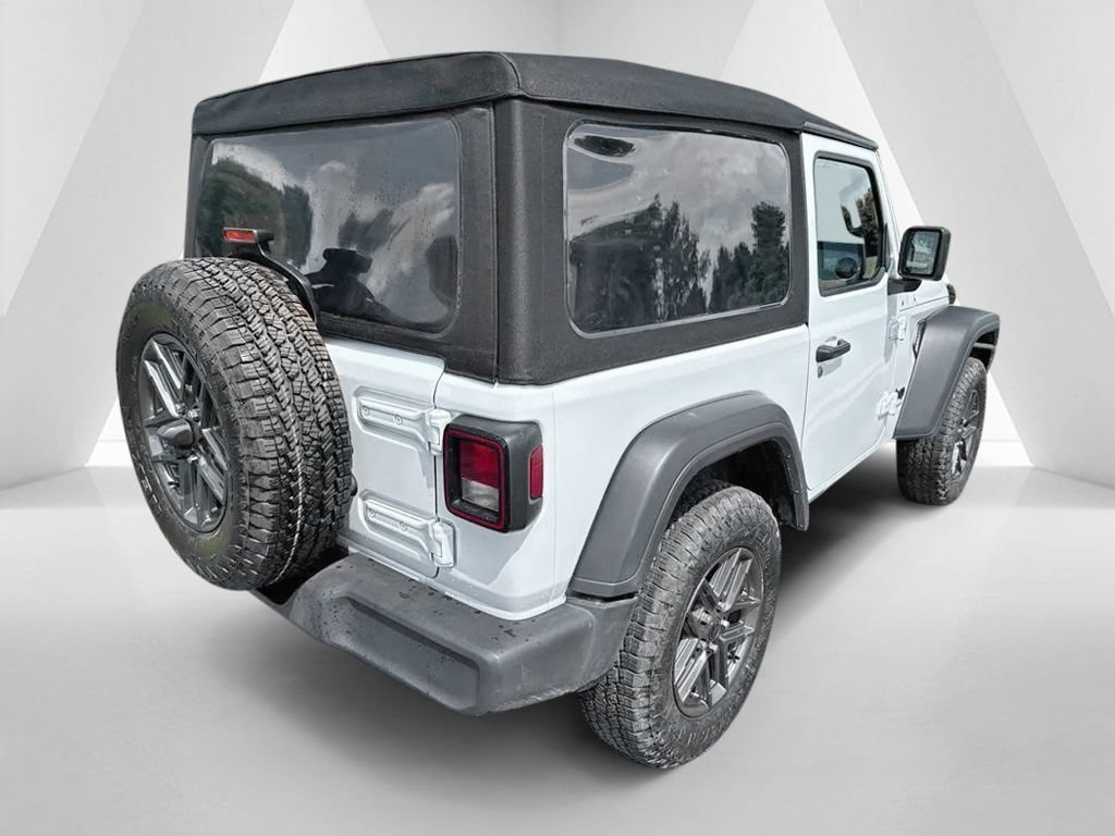 Used 2024 Jeep Wrangler Sport AWD/4WD image 7