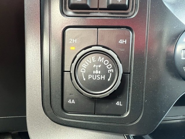 New 2025 Ford F150 Lariat w/ Equipment Group 502A High image 8