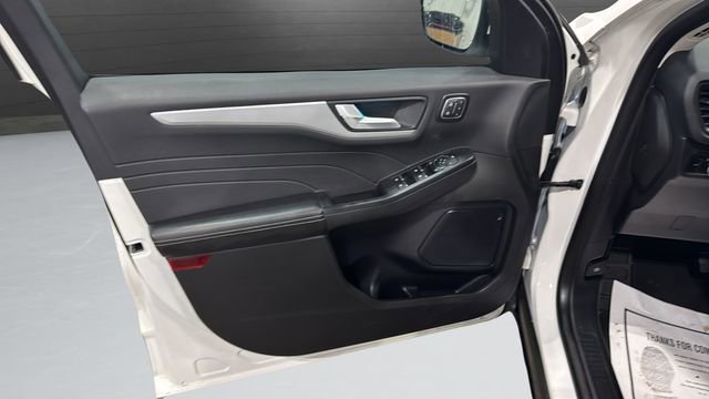 Used 2024 Ford Escape Platinum image 21