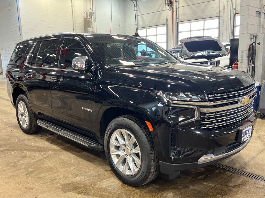 Used 2024 Chevrolet Tahoe Premier w/ Premium Package image 5
