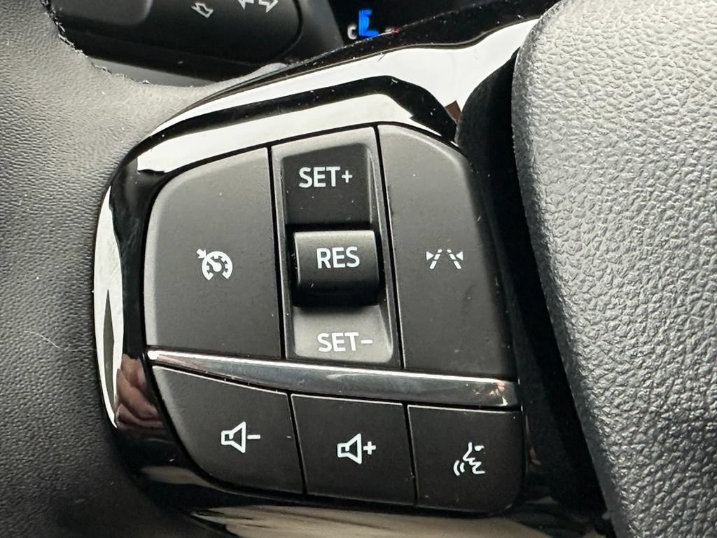New 2026 Ford Escape Active w/ Cold Weather Package FWD image 10