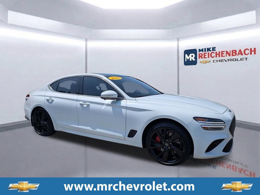 Used 2022 Genesis G70 3.3T RWD image 1