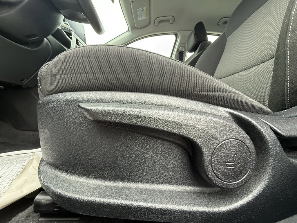 Used 2020 Kia Optima LX image 28