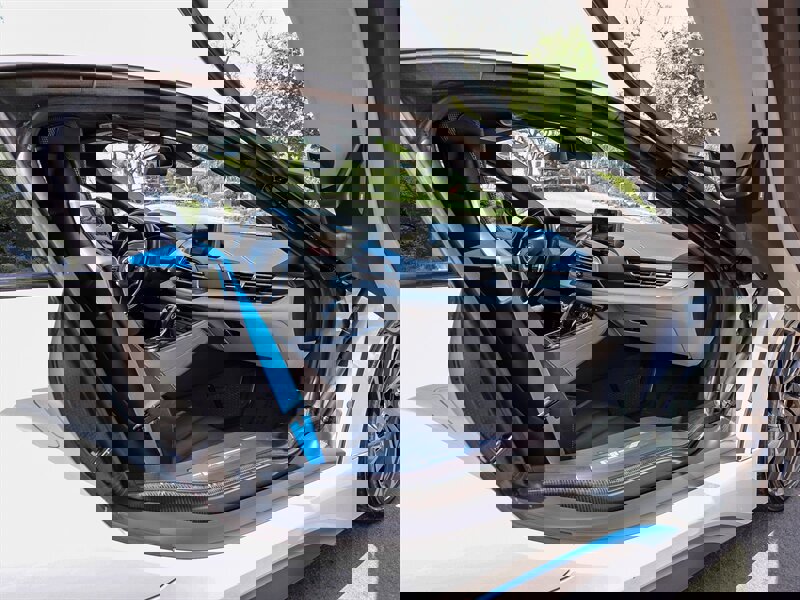 Used 2017 BMW i8 image 22