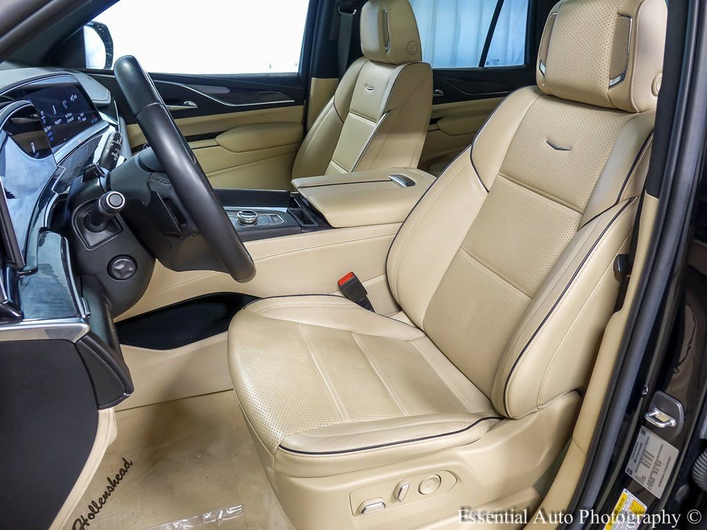 Used 2022 Cadillac Escalade Premium Luxury w/ Performance Package image 9