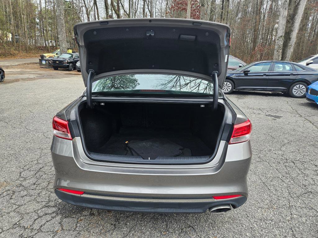 Used 2016 Kia Optima LX FWD image 8