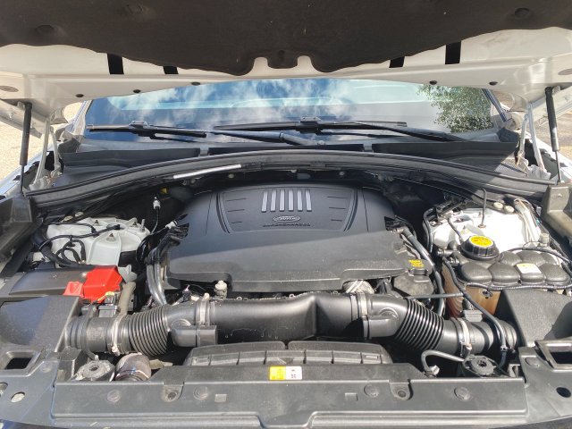 Used 2020 Land Rover Range Rover Velar R-Dynamic HSE AWD/4WD image 31