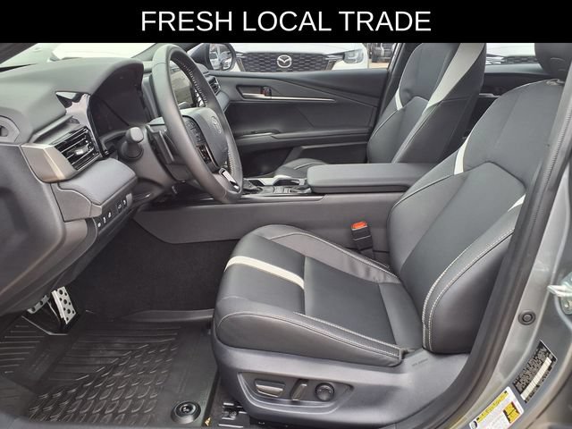 Used 2026 Toyota Camry SE w/ Convenience Package FWD image 17