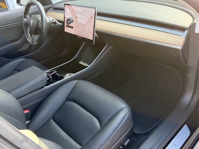 Used 2019 Tesla Model 3 Standard Range Plus RWD image 14