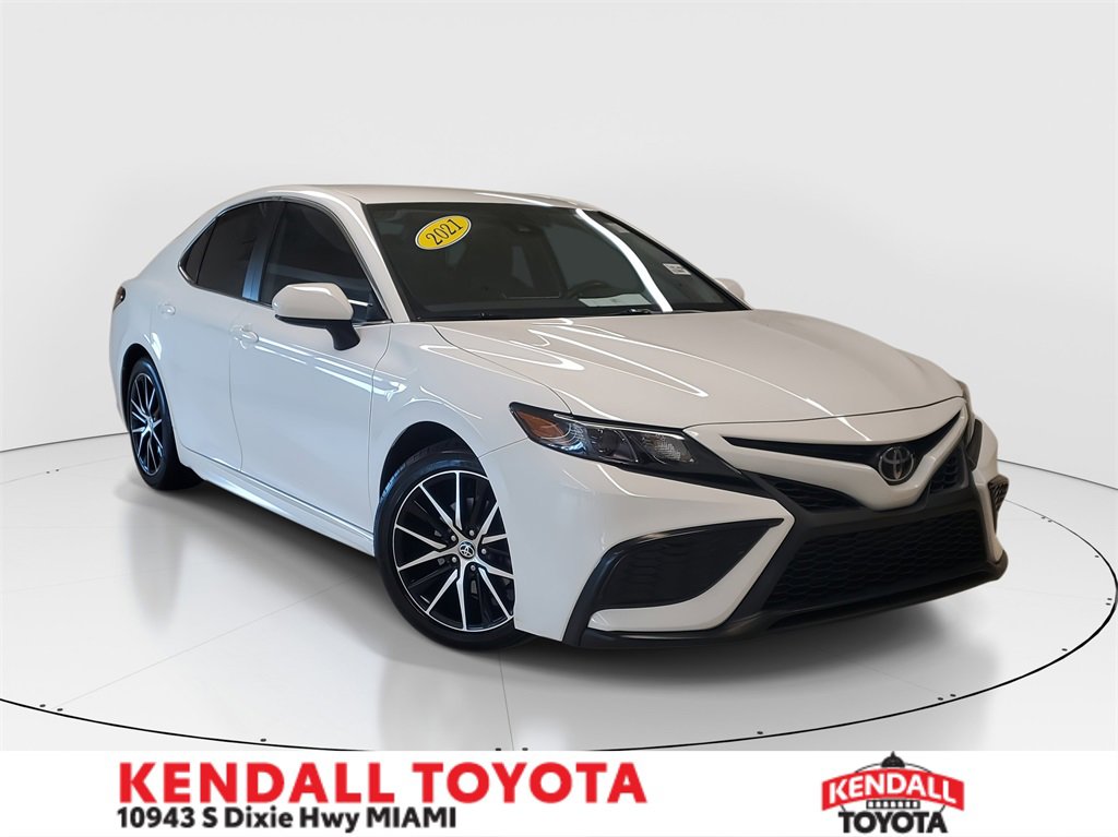 Used 2021 Toyota Camry SE