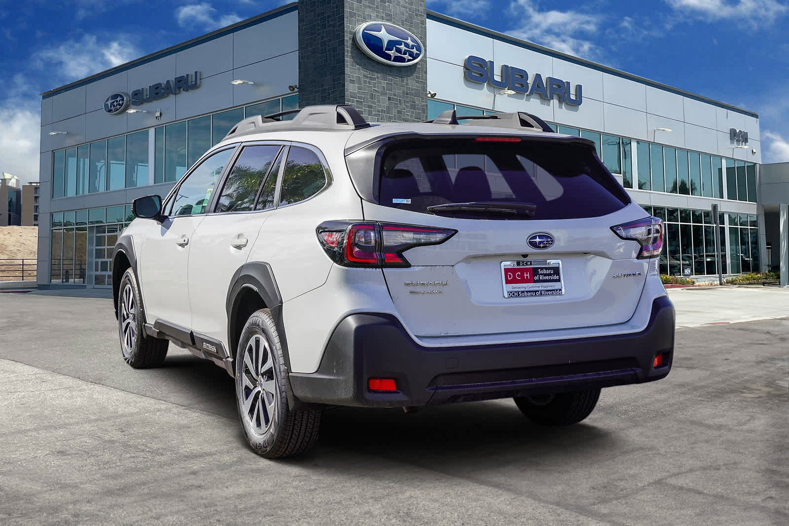 New 2025 Subaru Outback Premium image 6