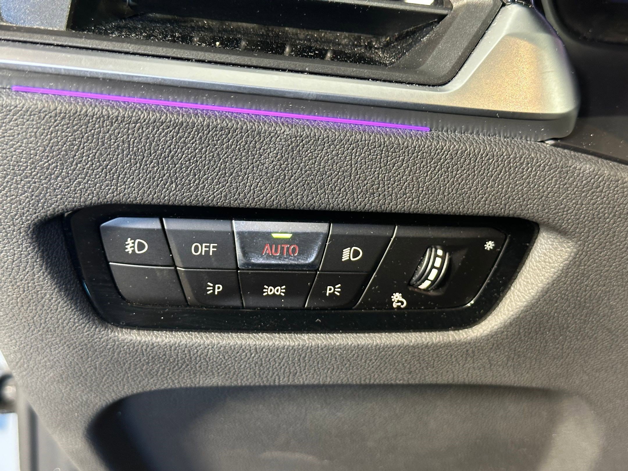 Used 2023 BMW 430i Coupe w/ M Sport Package image 16