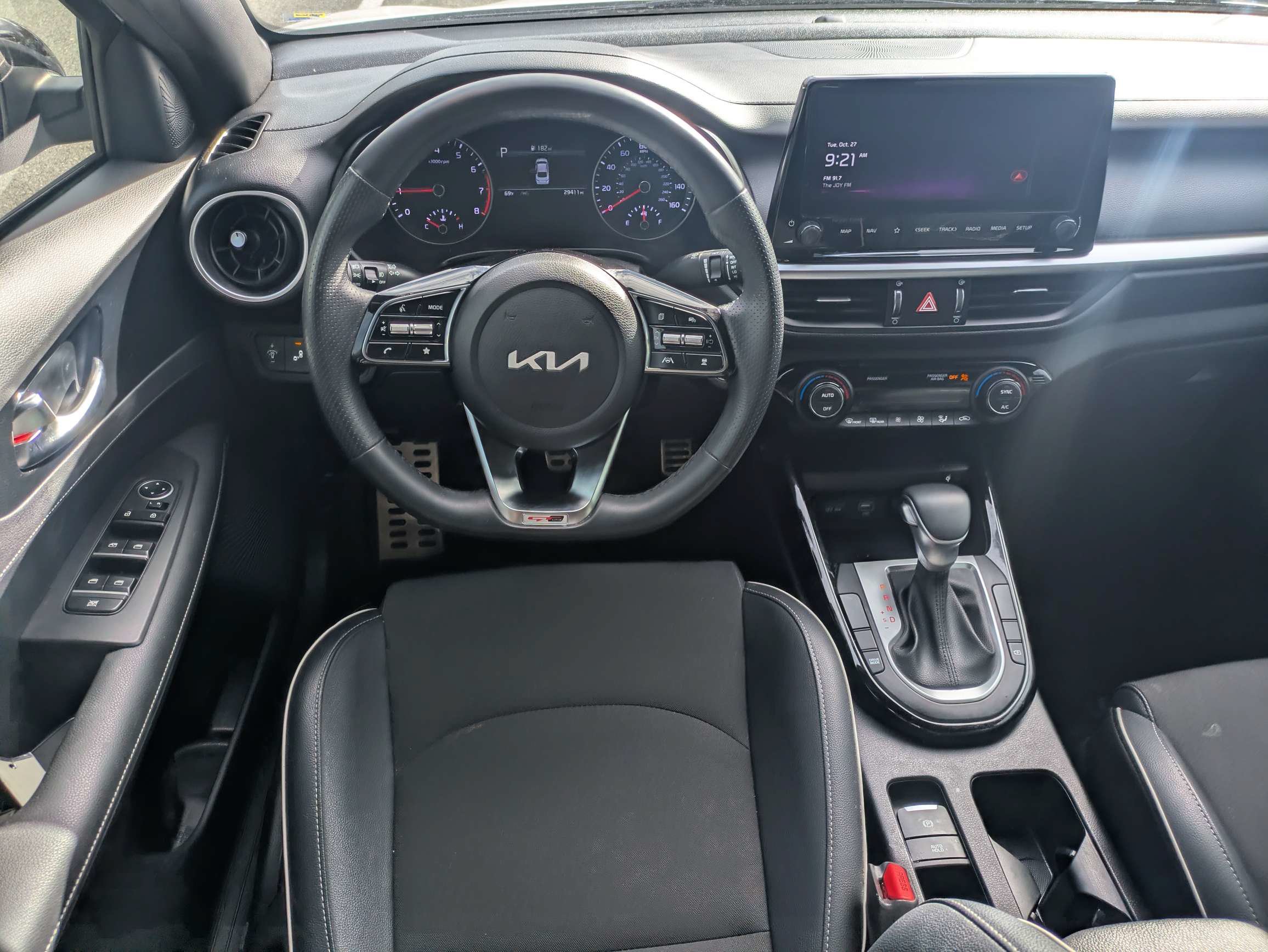 Used 2023 Kia Forte GT-Line w/ GT-Line Premium Package FWD image 14