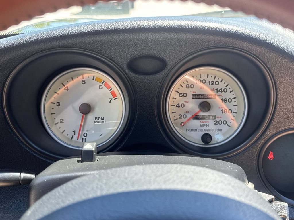 Used 2000 Dodge Viper RT/10 RWD image 10