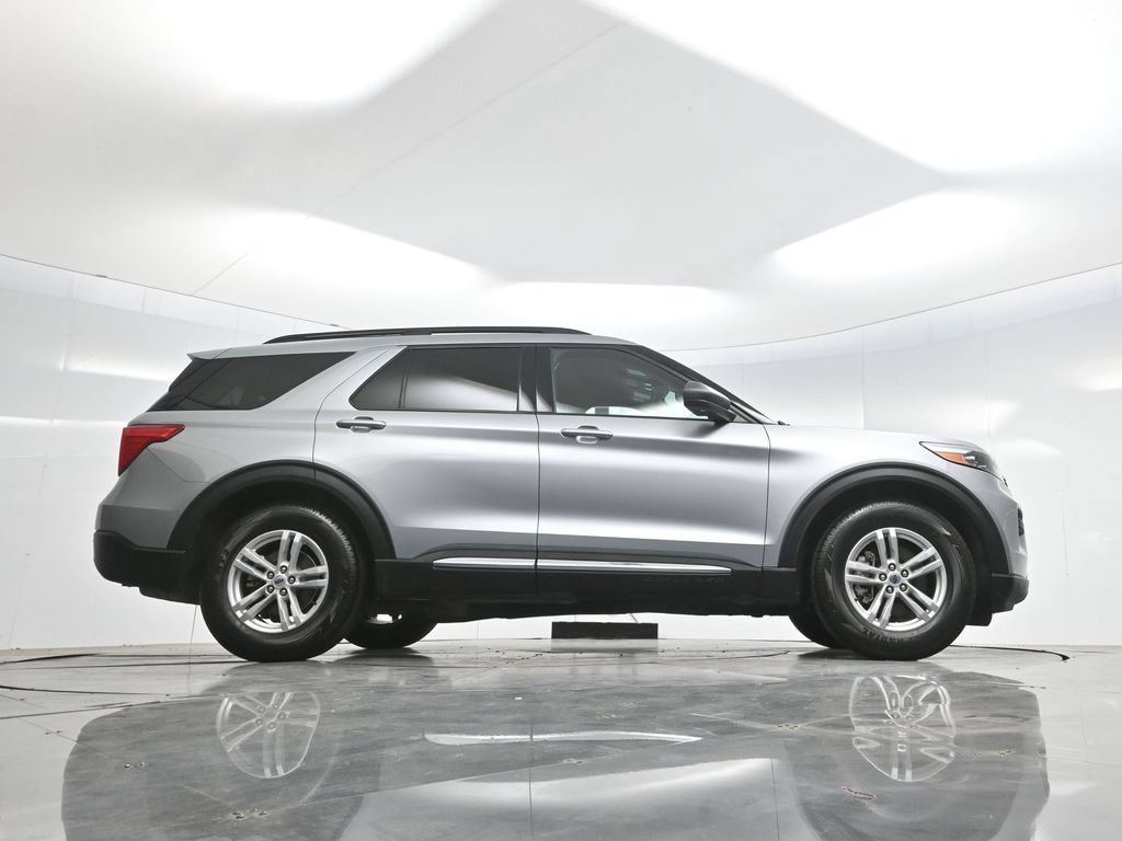 Used 2022 Ford Explorer XLT RWD image 58
