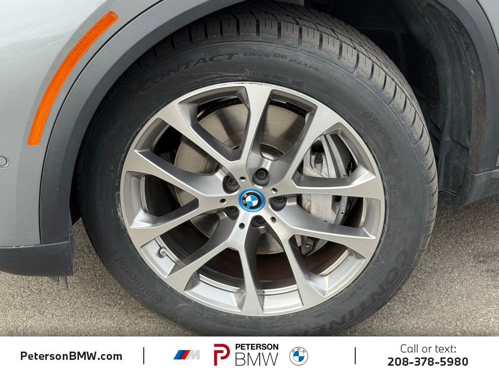 Used 2025 BMW X5 xDrive50e image 13