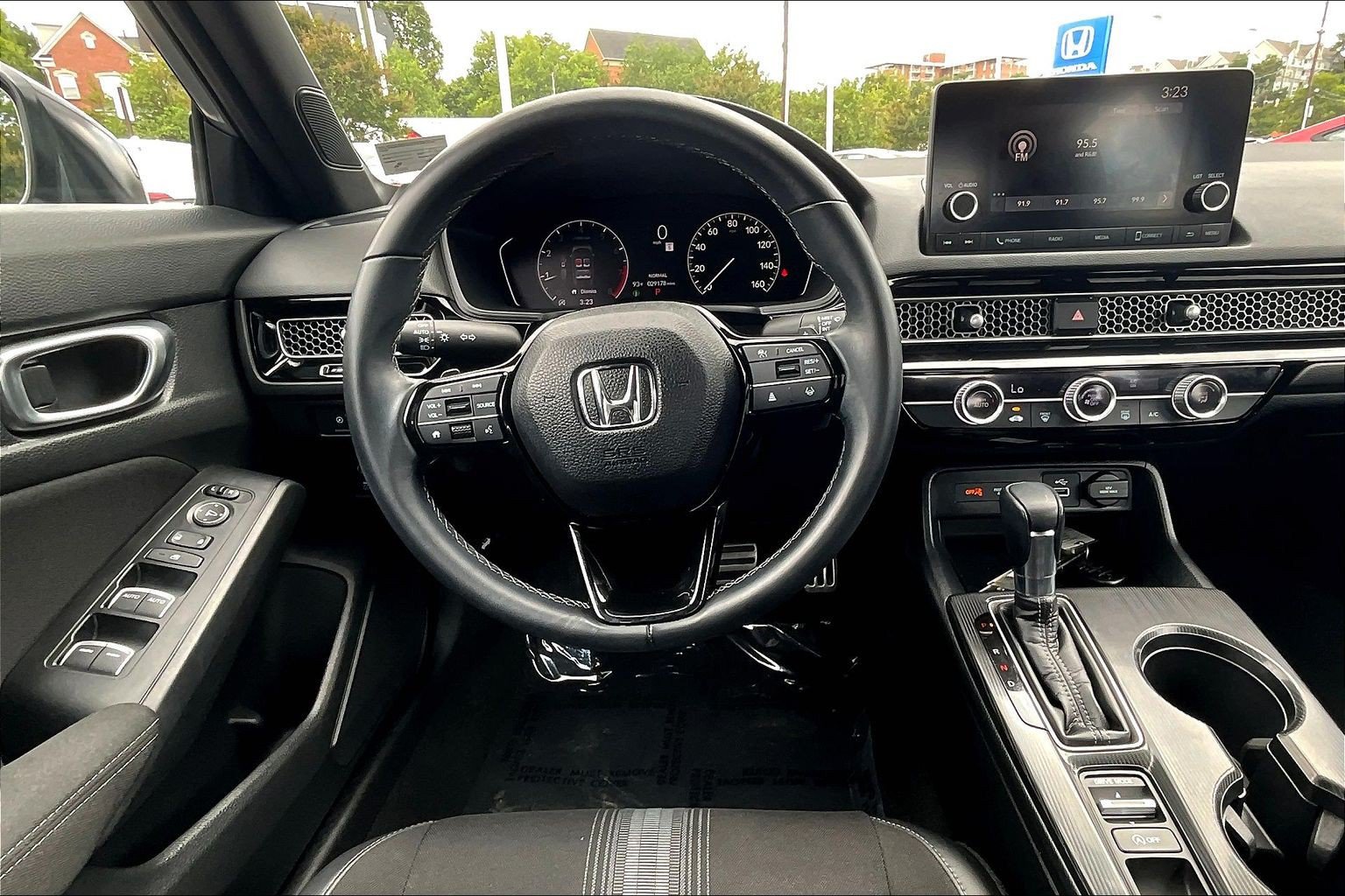 Used 2023 Honda Civic Sport image 5