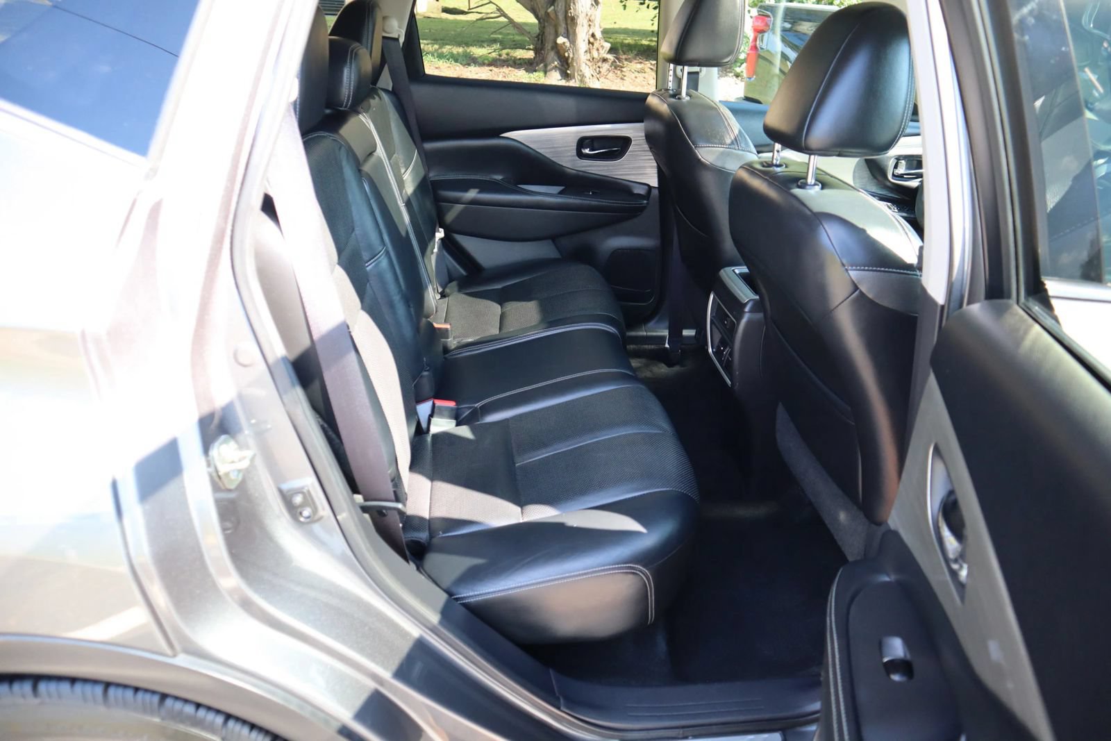 Used 2015 Nissan Murano SL w/ SL Technology Package FWD image 20