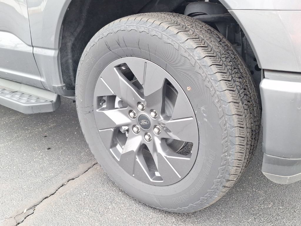 New 2023 Ford F150 Lightning XLT w/ Equipment Group 312A High image 23