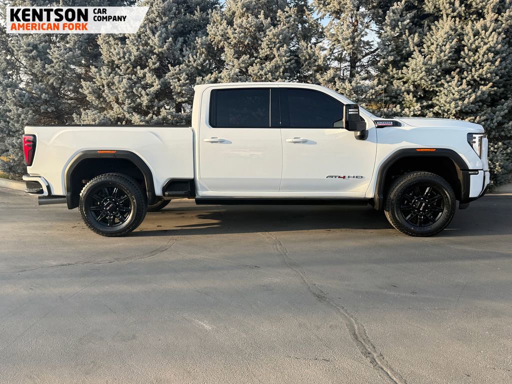 Used 2025 GMC Sierra 2500 AT4 w/ AT4 Premium Plus Package image 10