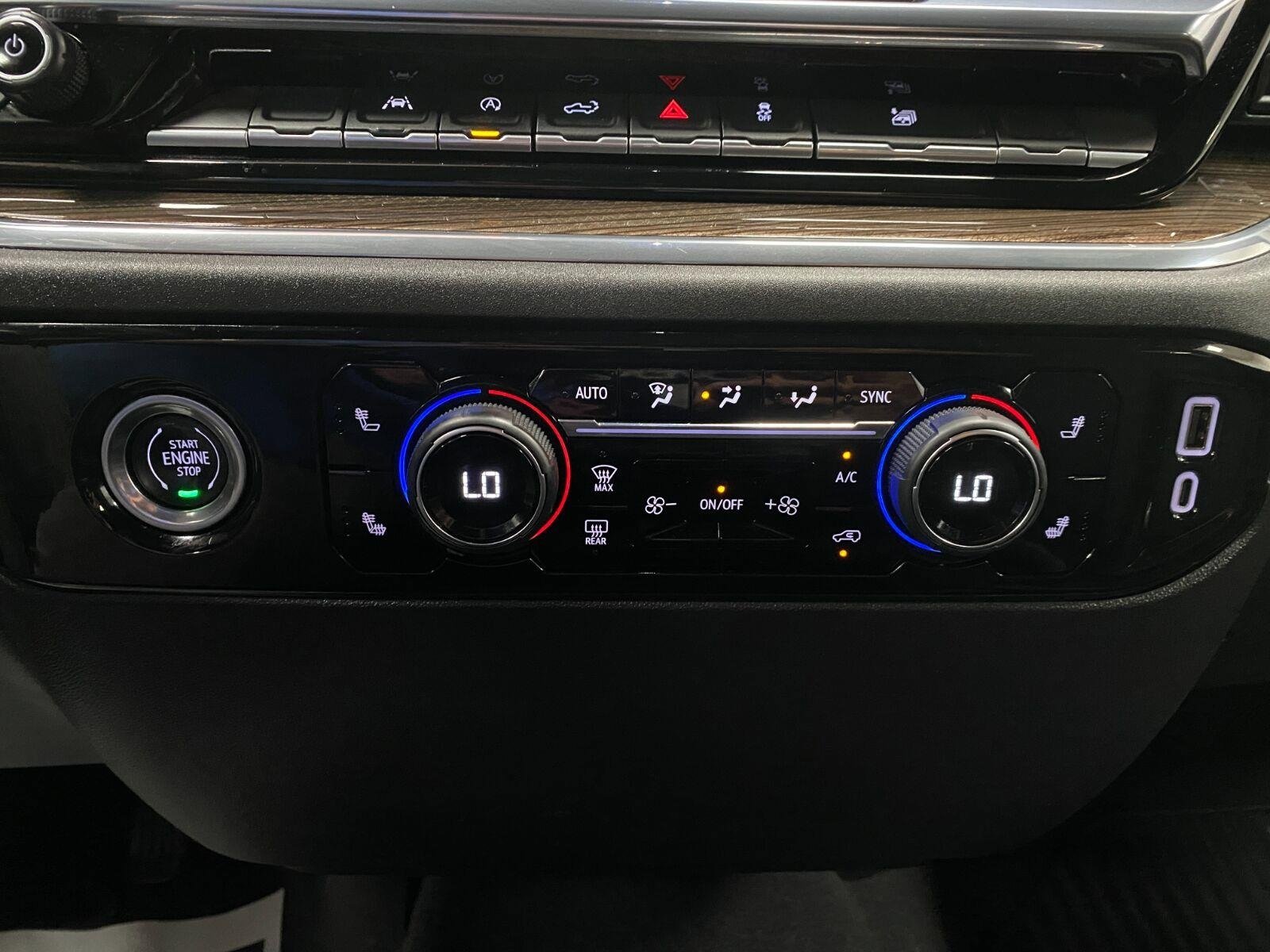 Used 2024 Chevrolet Silverado 1500 LT AWD/4WD image 25