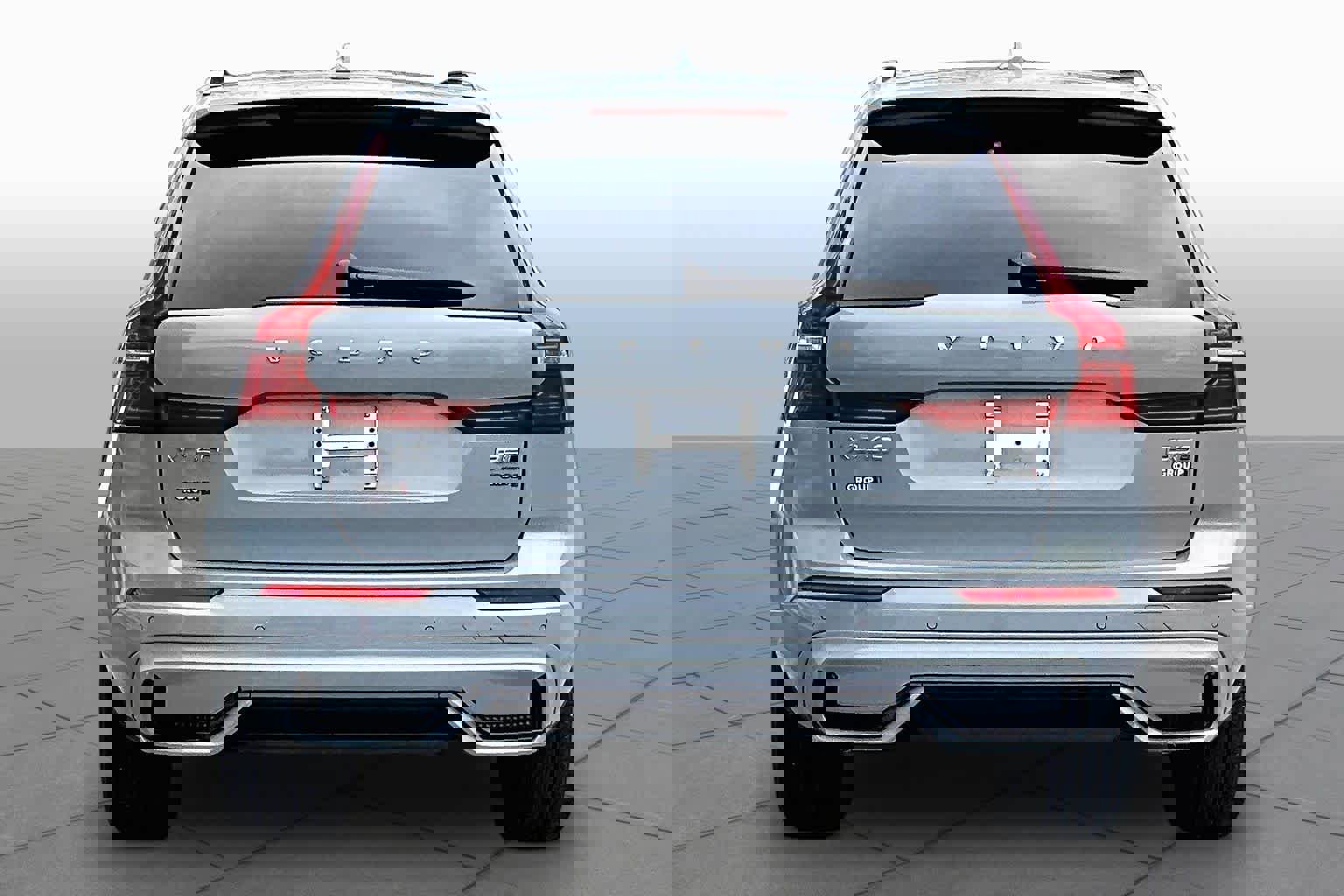 Used 2024 Volvo XC60 B5 Core w/ Climate Package image 5