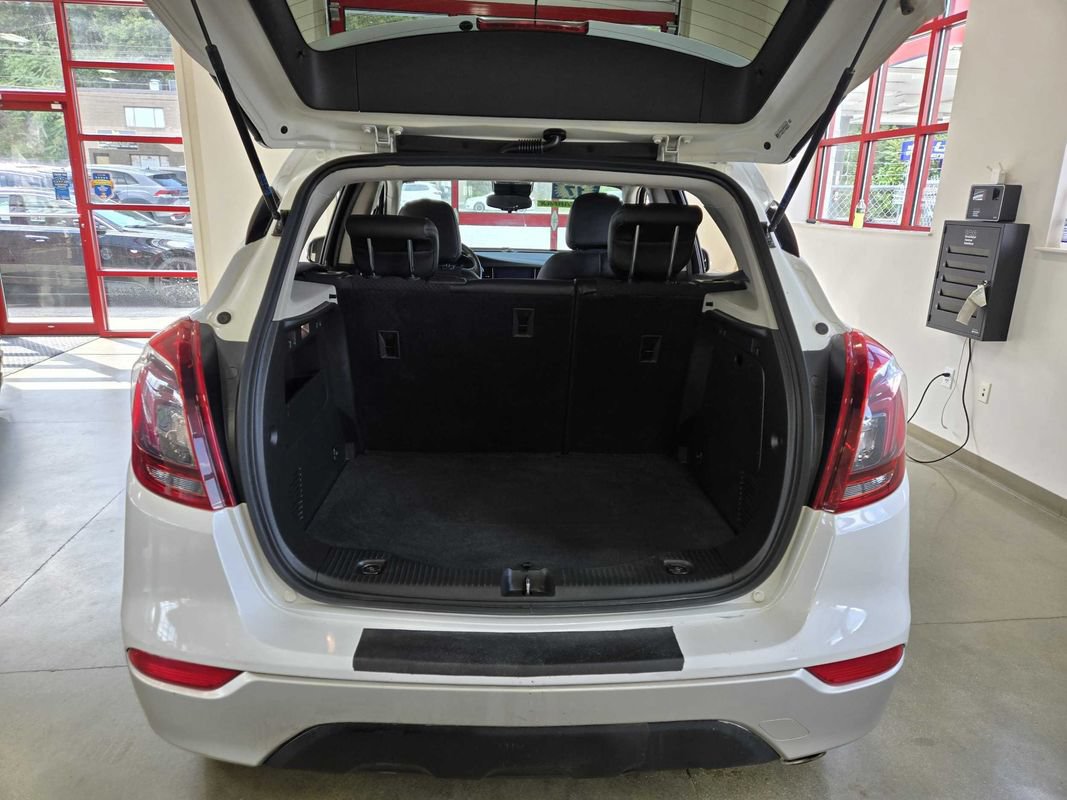 Used 2017 Buick Encore Preferred FWD image 30