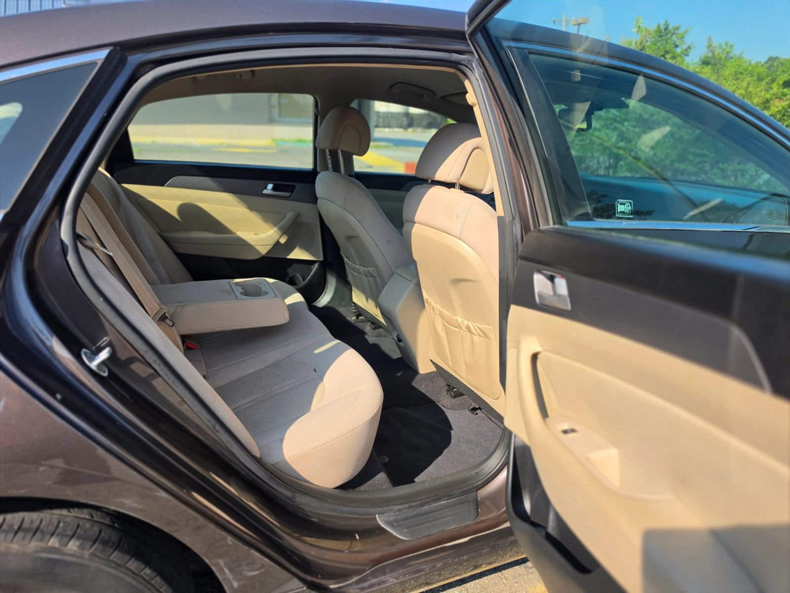 Used 2015 Hyundai Sonata SE w/ Option Group 09 FWD image 15