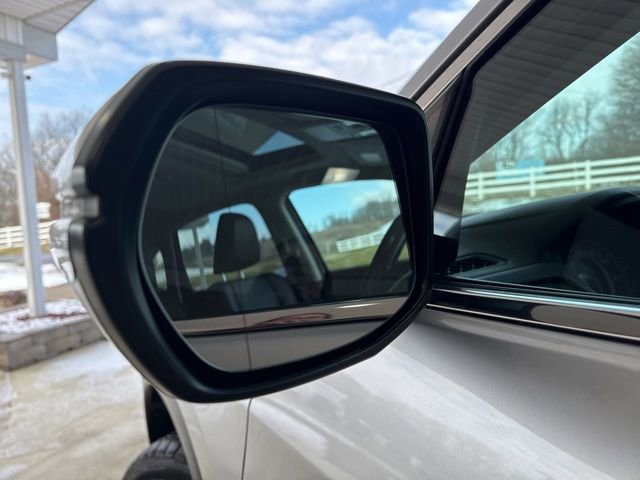 Used 2016 Honda CR-V Touring image 38