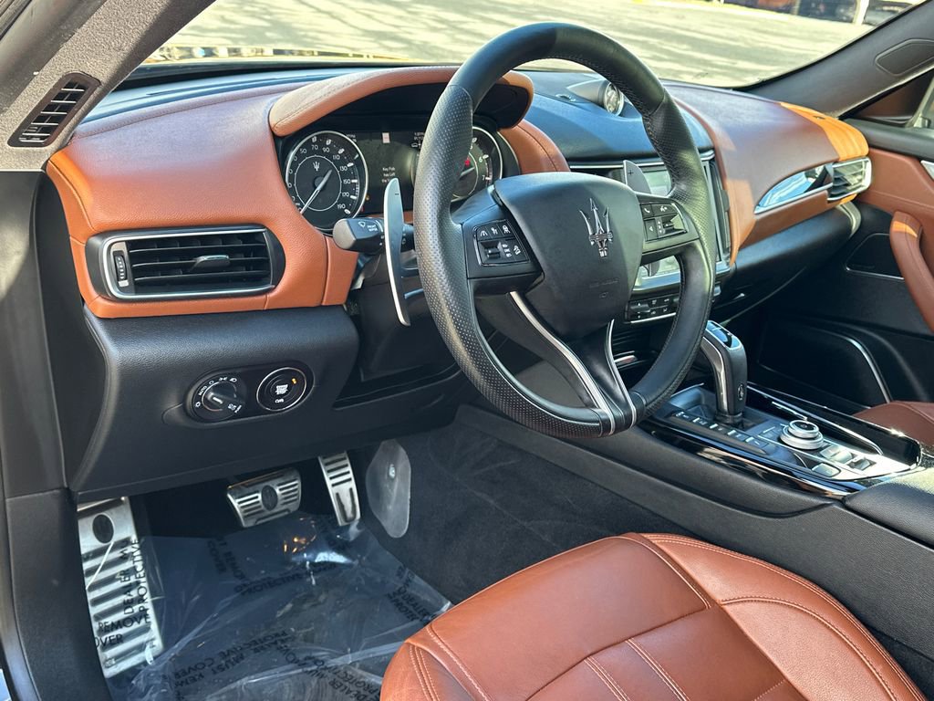 Used 2021 Maserati Levante GranSport image 22