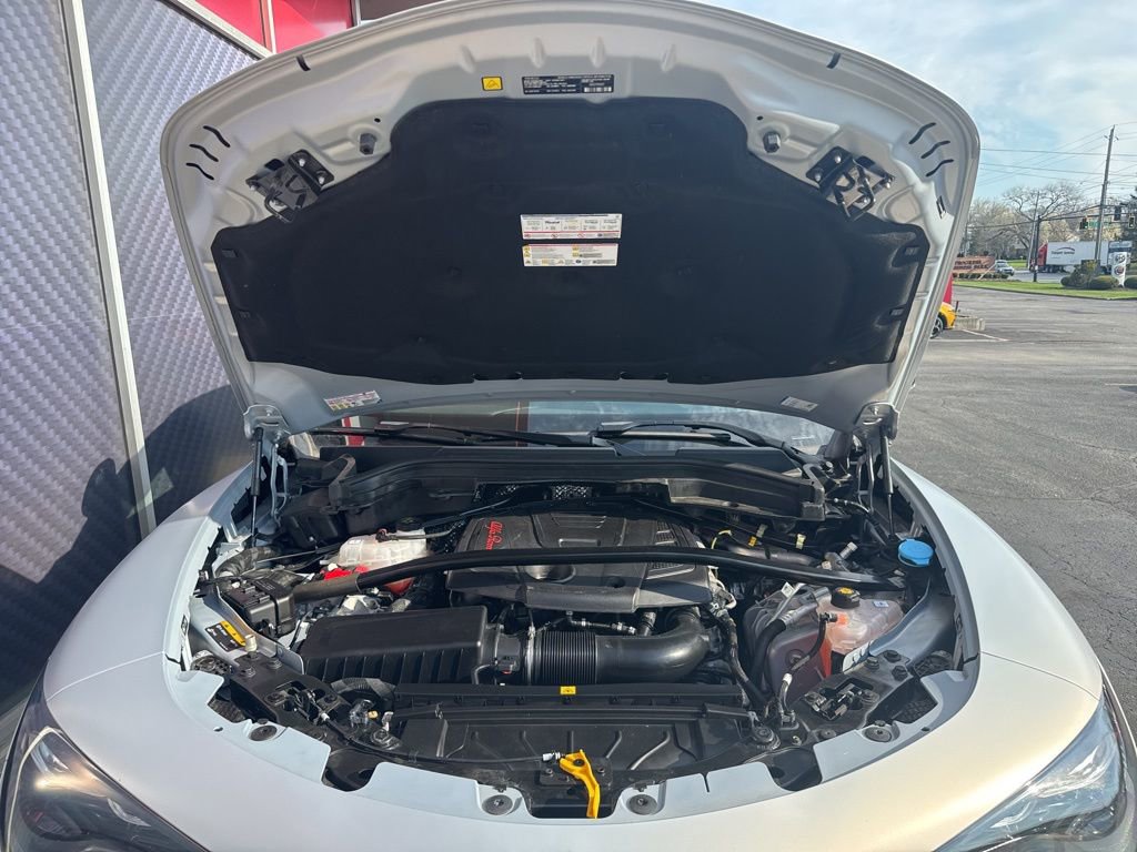 Used 2024 Alfa Romeo Stelvio AWD image 22