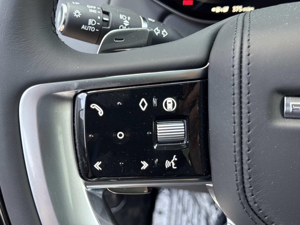 New 2026 Land Rover Range Rover SE AWD/4WD image 30