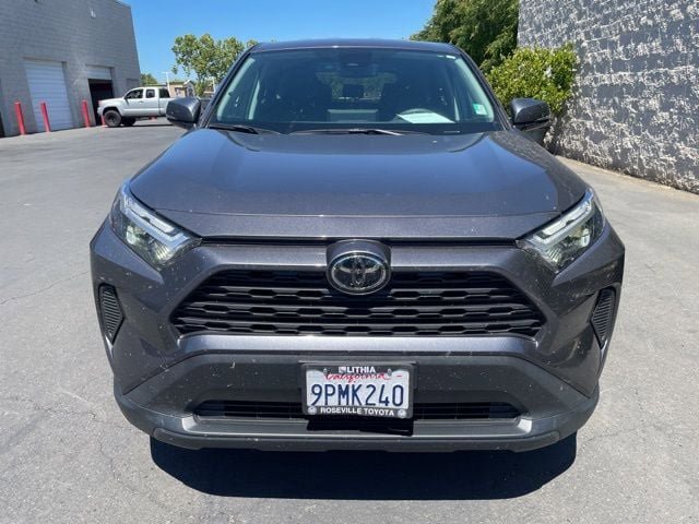 Certified 2024 Toyota RAV4 LE AWD/4WD image 2