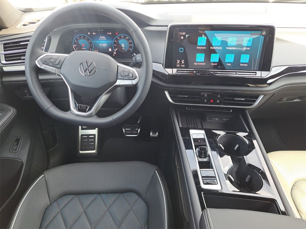 New 2026 Volkswagen Atlas Cross Sport SEL Premium R-Line image 20