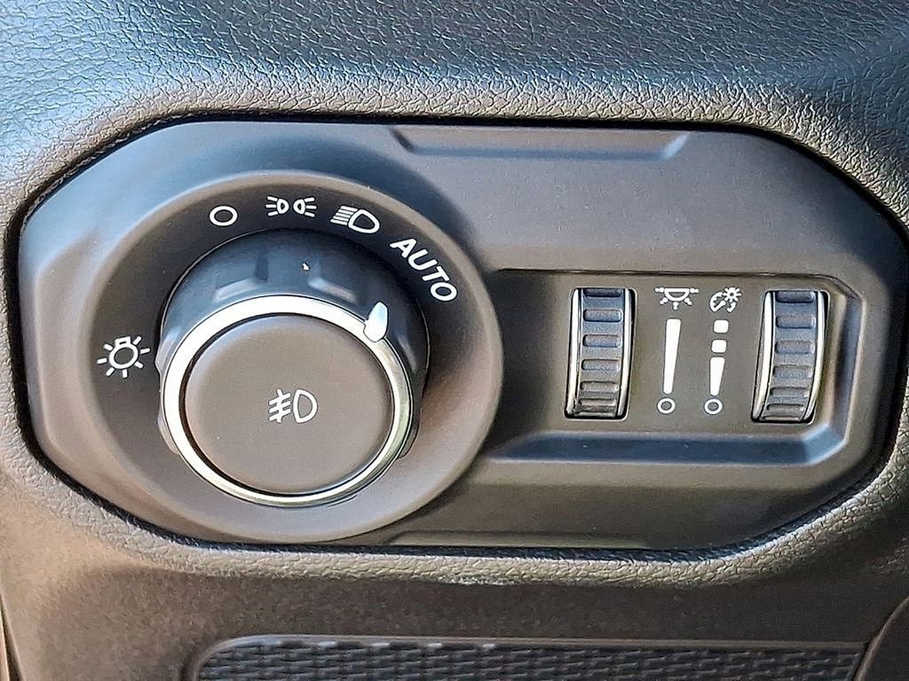 Used 2021 Jeep Wrangler Unlimited Sport image 21