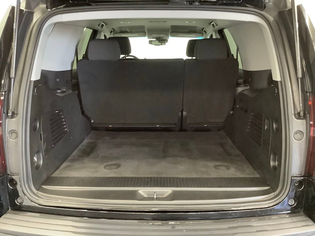 Used 2019 Chevrolet Tahoe LS w/ Enhanced Driver Alert Package AWD/4WD image 19