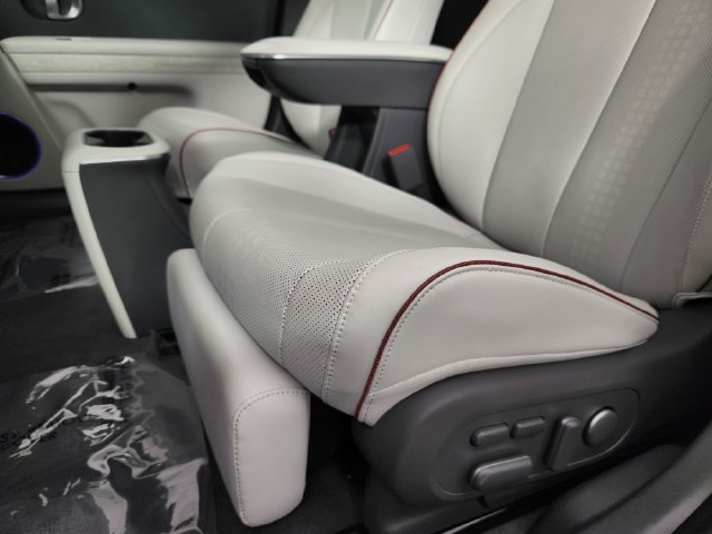 Certified 2024 Hyundai Ioniq 5 Limited AWD/4WD image 12