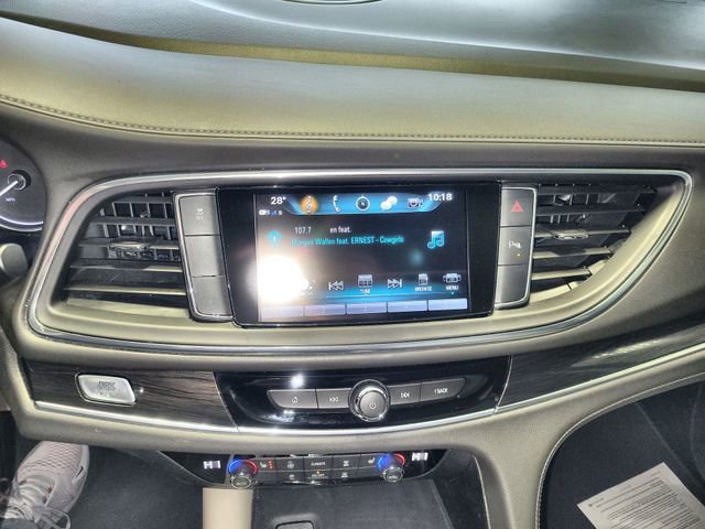 Used 2019 Buick Enclave Essence image 16