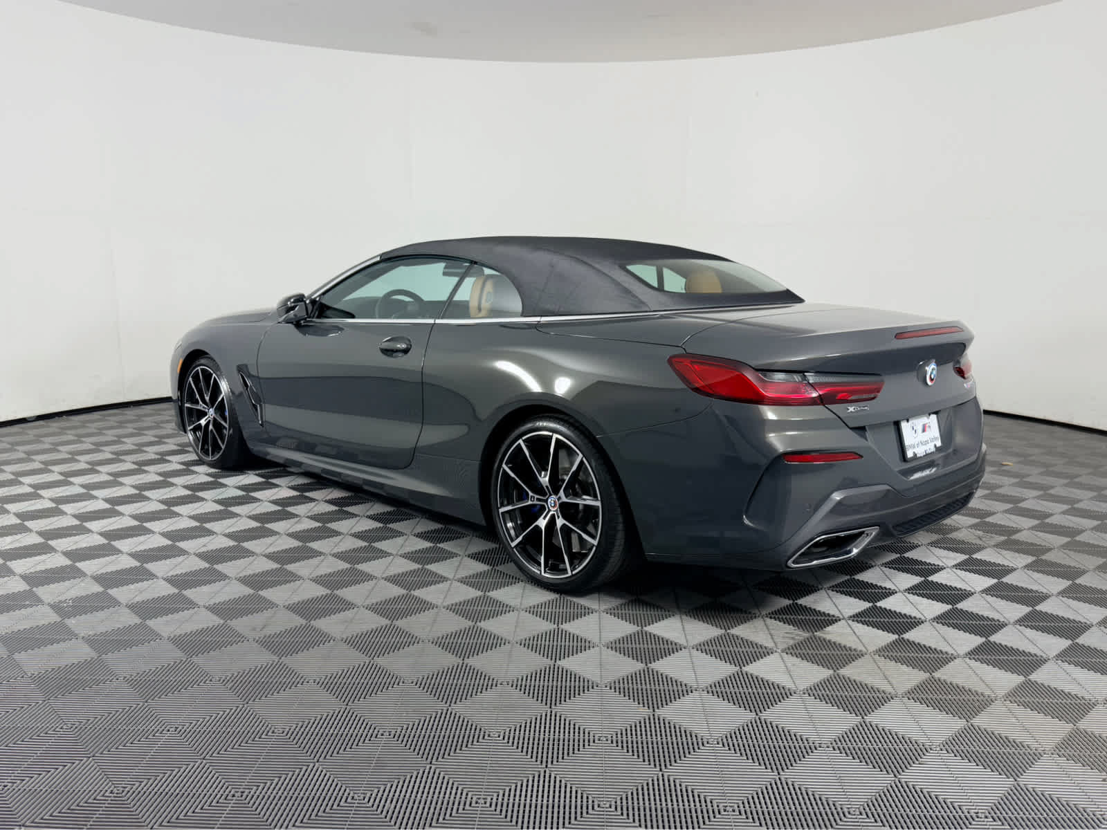 Used 2023 BMW M850i xDrive Convertible AWD/4WD image 5