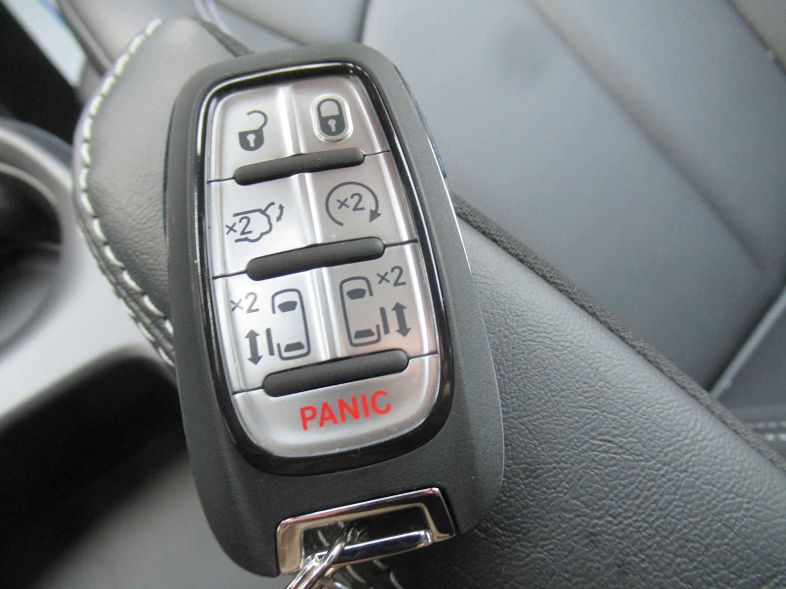 New 2026 Chrysler Voyager LX image 33