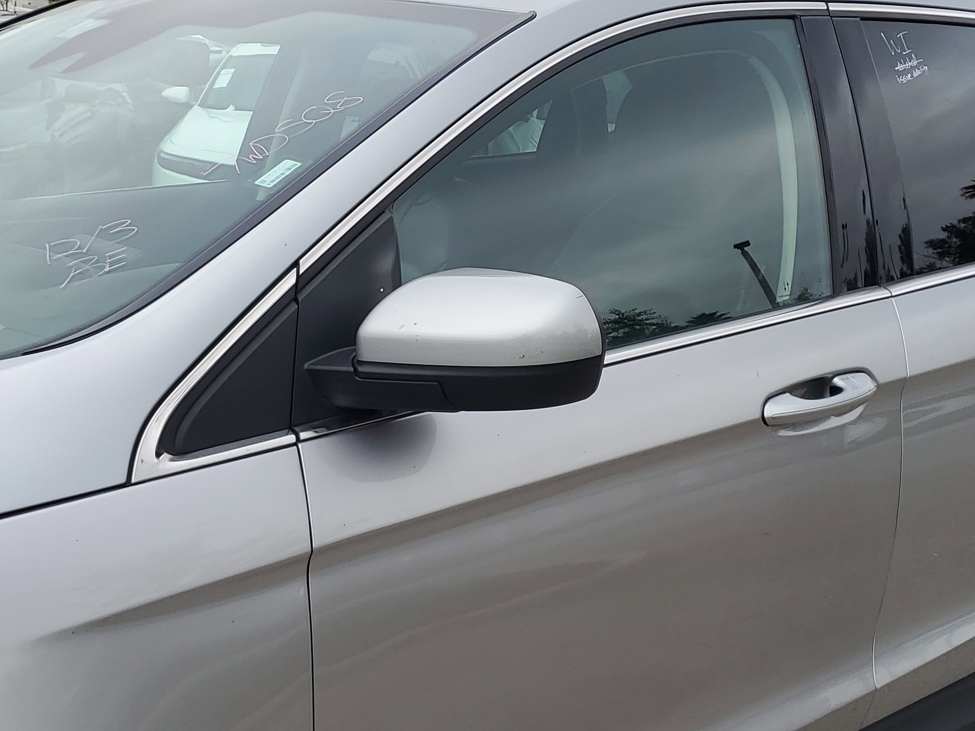 Used 2023 Ford Edge SEL image 10