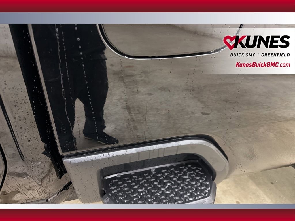 New 2026 GMC Sierra 3500 SLE image 28