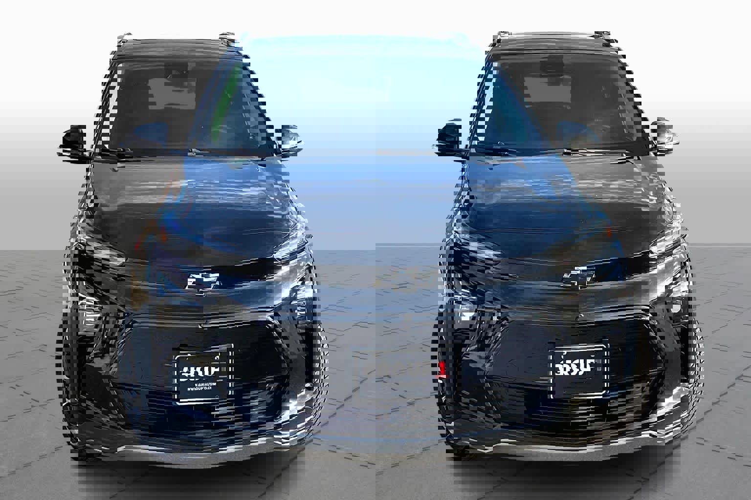 Used 2022 Chevrolet Bolt EUV Premier w/ Sun & Sound Package image 4